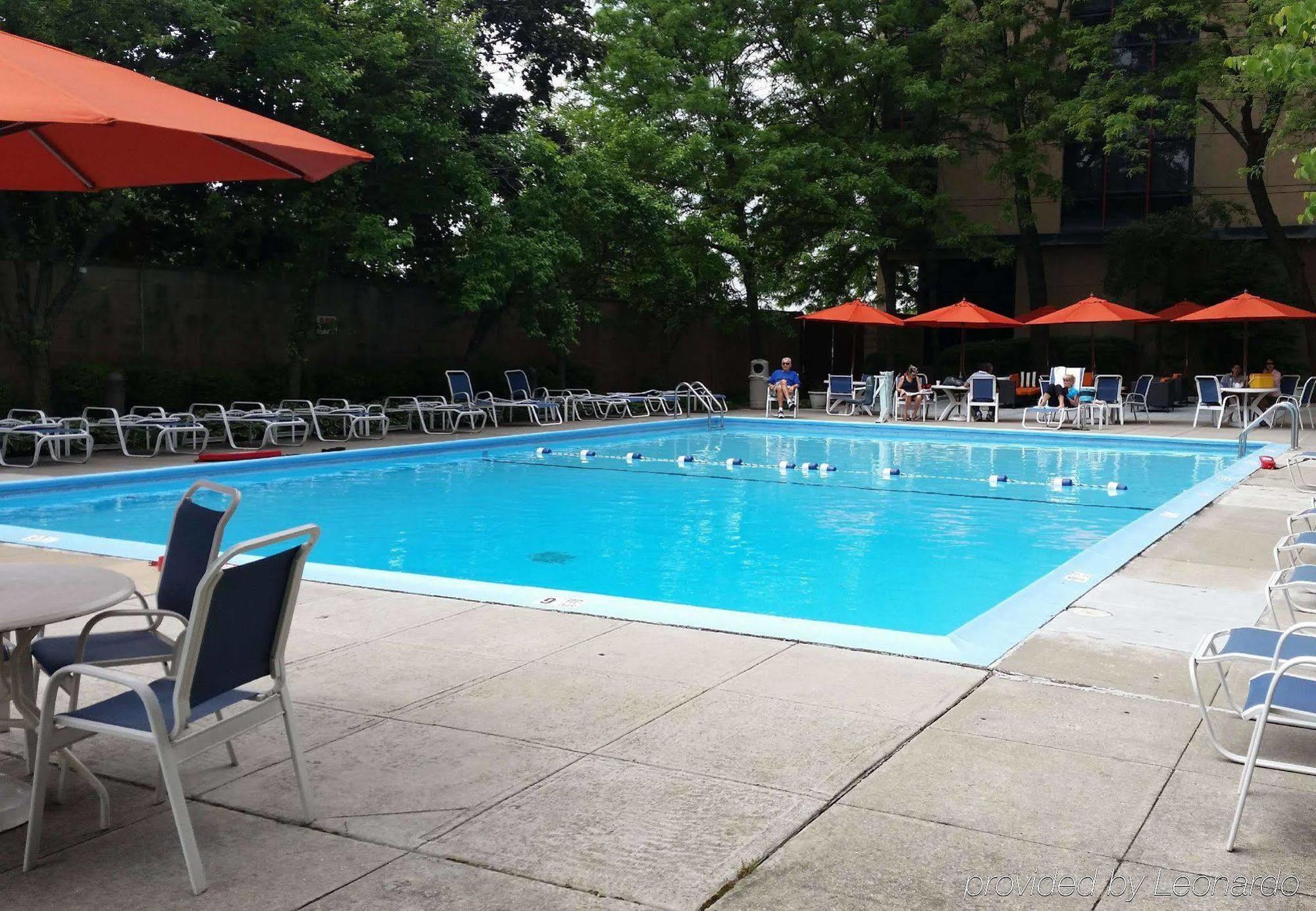 Courtyard By Marriott New York Laguardia Airport Ξενοδοχείο Εξωτερικό φωτογραφία